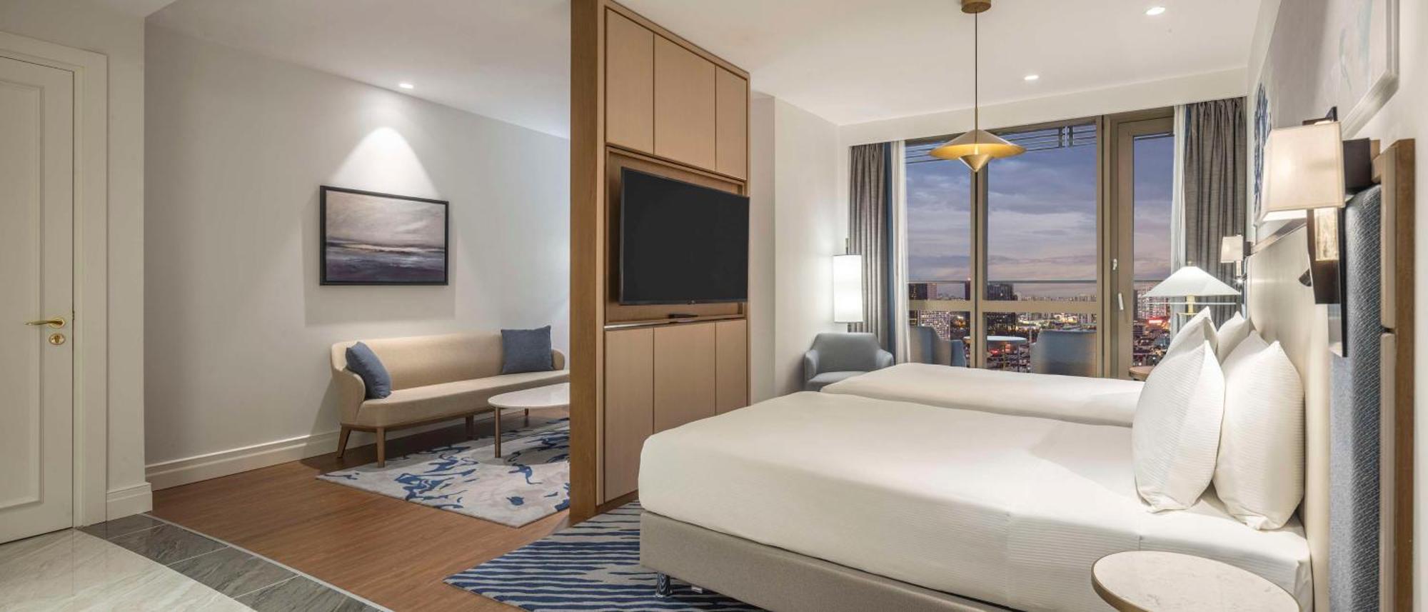 Hilton Mall Of Istanbul Exterior photo A guest room at the hotel